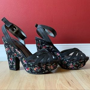 R2 Lolita Floral Heels